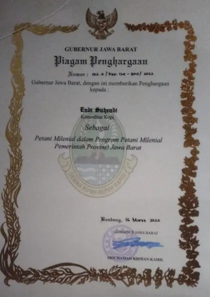 Piagam Penghargaan — Petani Milenial, komoditas kopi