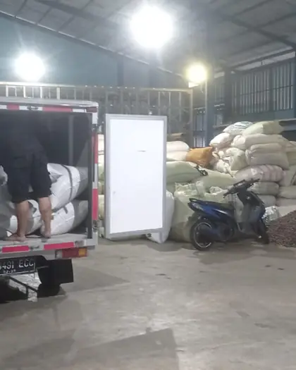 Gudang dan bongkar muat